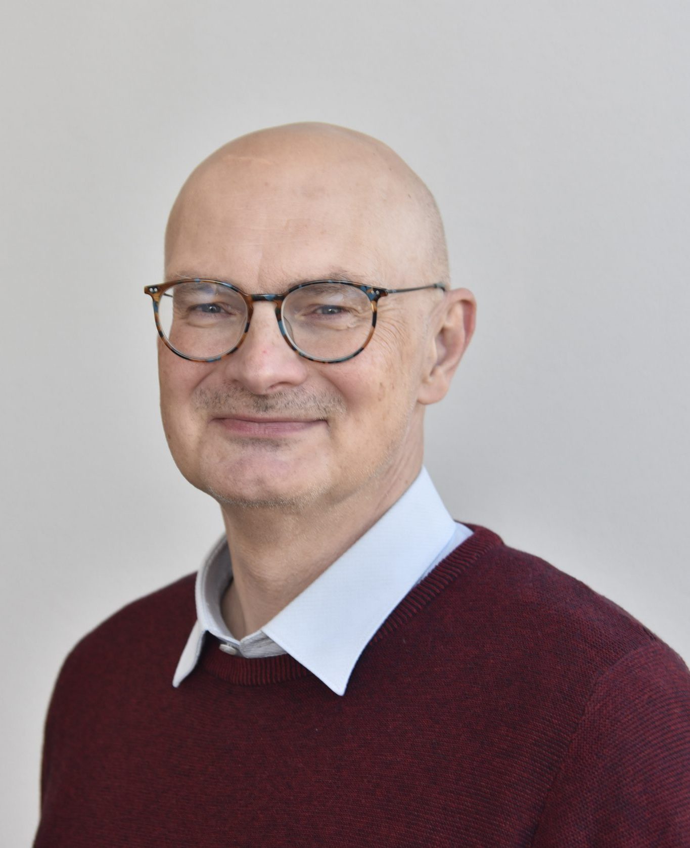 Its Prof. Dr. Dirk Roggenbuck, who is the CEO of both Medipan GmbH and GA Generic Assays GmbH.